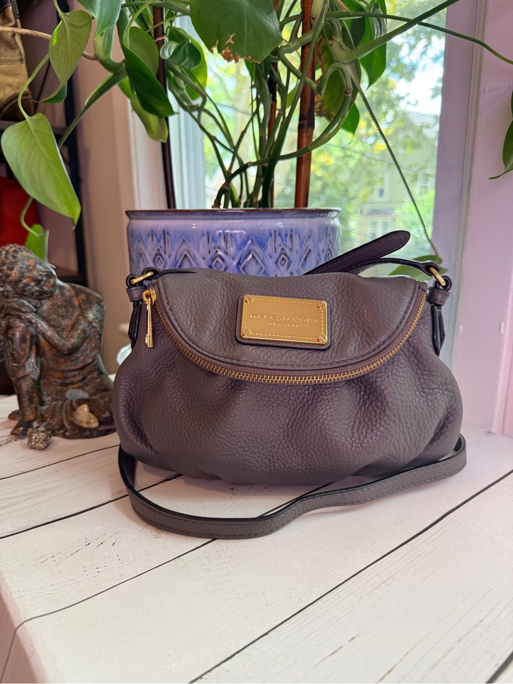 Marc Jacobs | Classic Q Mini Pebbled Leather Natasha Crossbody Bag